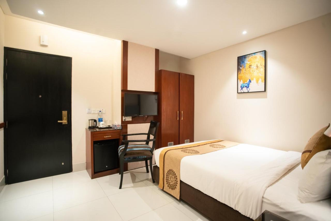 Jatra Hotel Grand Royal Dhaka Luaran gambar